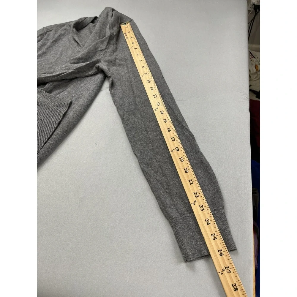 Banana Republic‎ Men's Gray V-Neck Sweater Size M Silk Cotton Cashmere Blend